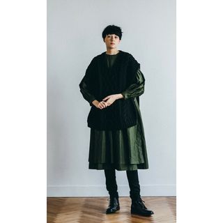 ネストローブ(nest Robe)の☆nest Robe ネストローブ ケーブル編みニットベスト☆(ニット/セーター)