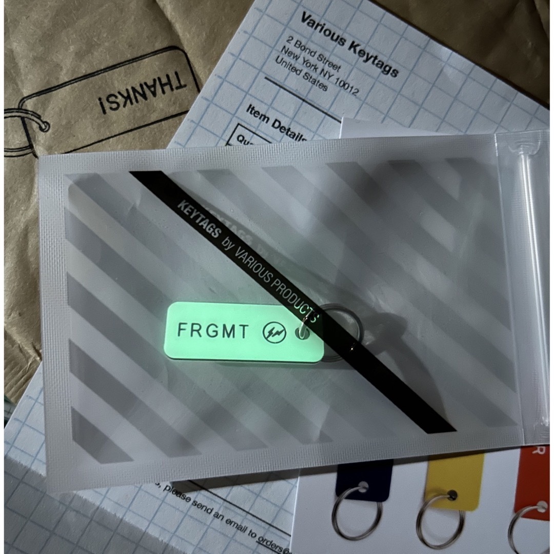 FRAGMENT(フラグメント)の[fragment] FRGMT Mini Keytag 蓄光 メンズのファッション小物(キーホルダー)の商品写真