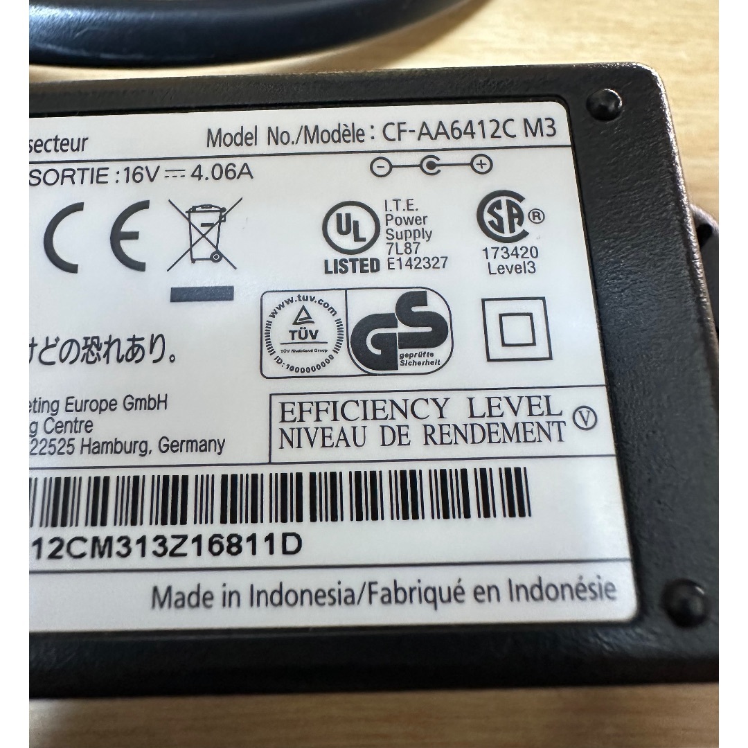 Panasonic(パナソニック)のPanasonic　ノートパソコン用ACアダプター　CF-AA6412C M3 スマホ/家電/カメラのPC/タブレット(PC周辺機器)の商品写真