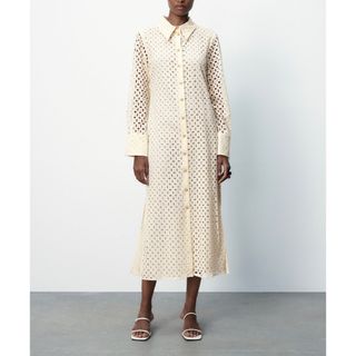 ザラ(ZARA)のカットワークエンブロイダリーフィットワンピースザラ(ロングワンピース/マキシワンピース)