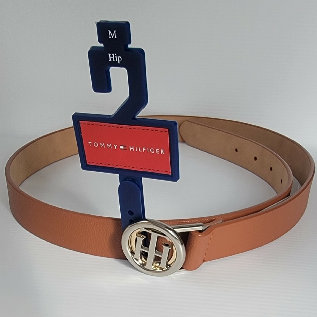 TOMMY HILFIGER(トミーヒルフィガー)の新品未使用★トミー ヒルフィガー レディース ロゴ ベルト ブラウン Mサイズ レディースのファッション小物(ベルト)の商品写真