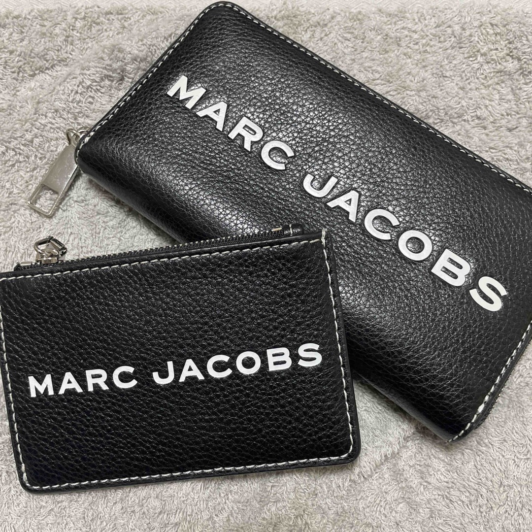 MARC JACOBS(マークジェイコブス)の値下げ マークジェイコブス  ブラック ザ タグ  レディースのファッション小物(財布)の商品写真