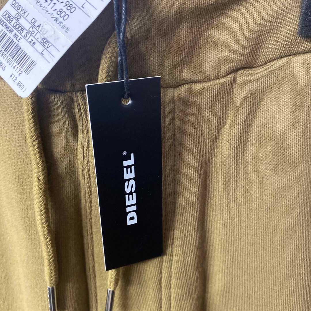 DIESEL(ディーゼル)の【新品】DIESEL  裾ロゴ 裏起毛スウェット パンツ Lサイズ メンズのパンツ(その他)の商品写真