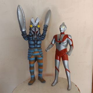 バンダイ(BANDAI)のウルトラマン バルタン星人 サウンドバトラー【中古】(特撮)