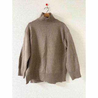 エイチアンドエム(H&M)のH&M オーバーサイズ ハイネック ニット(ニット/セーター)