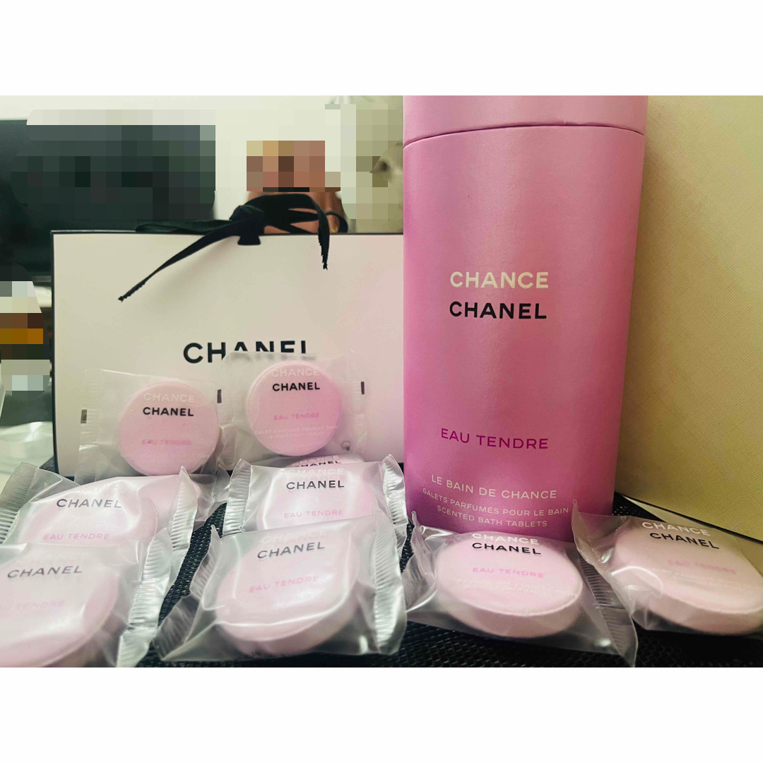 CHANEL(シャネル)のCHANEL 入浴剤 チャンス オータンドゥル バスタブレット コスメ/美容のボディケア(入浴剤/バスソルト)の商品写真