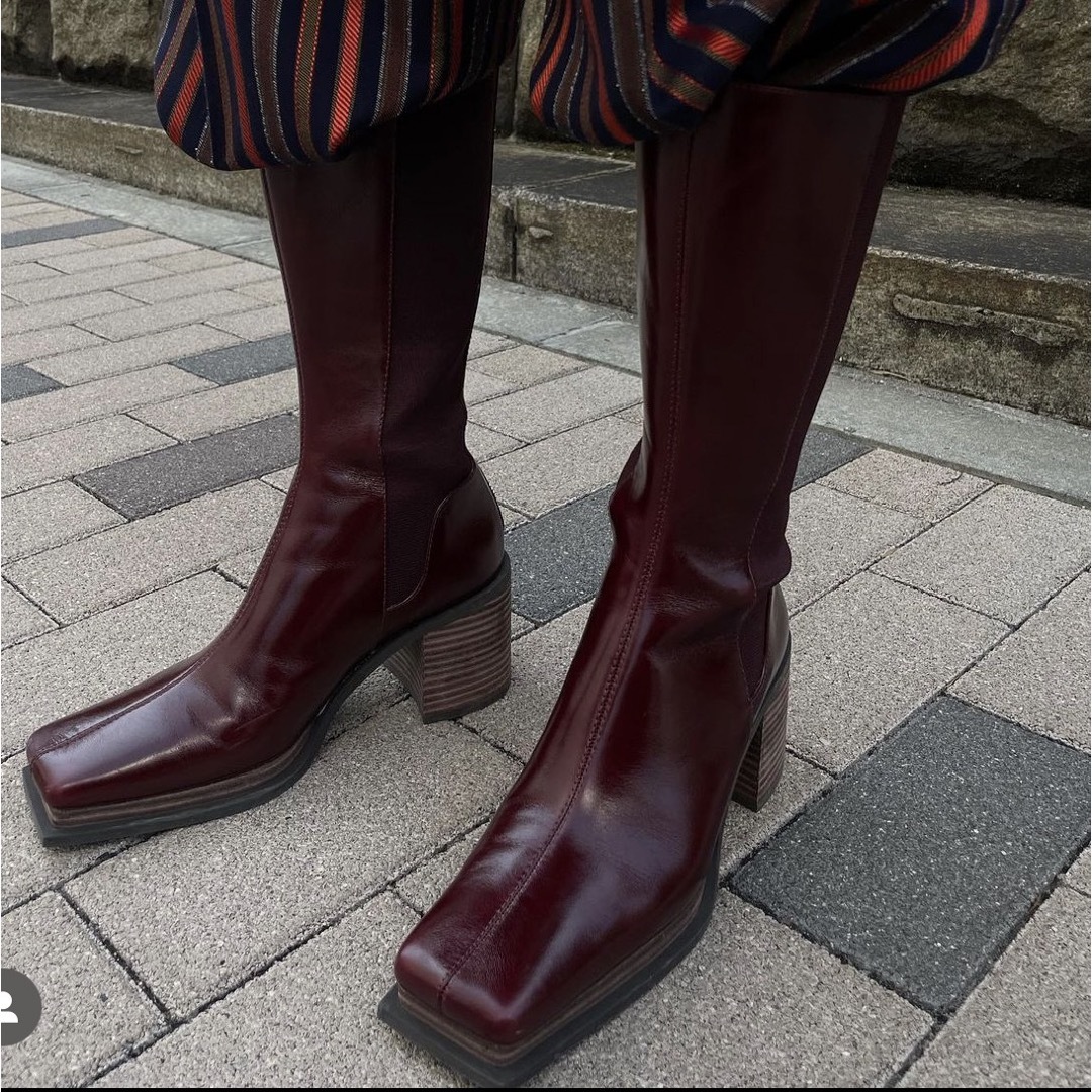 Ameri VINTAGE(アメリヴィンテージ)のAmeri VINTAGE SQUARE TOE SIDE GORE BOOTS レディースの靴/シューズ(ブーツ)の商品写真