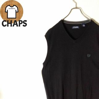 チャップス(CHAPS)の【CHAPS ベスト XL ワンポイント刺繍 ダークカラー 海外古着 A505】(ベスト)