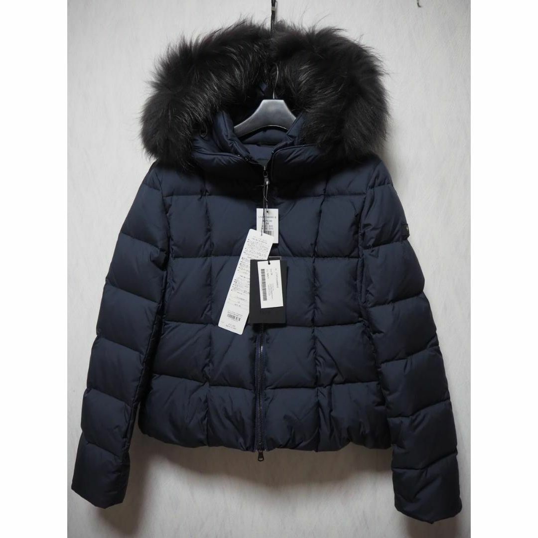 新品　タトラス　AVECI　ファー　ダウン　サイズ4　ネイビー　22AW