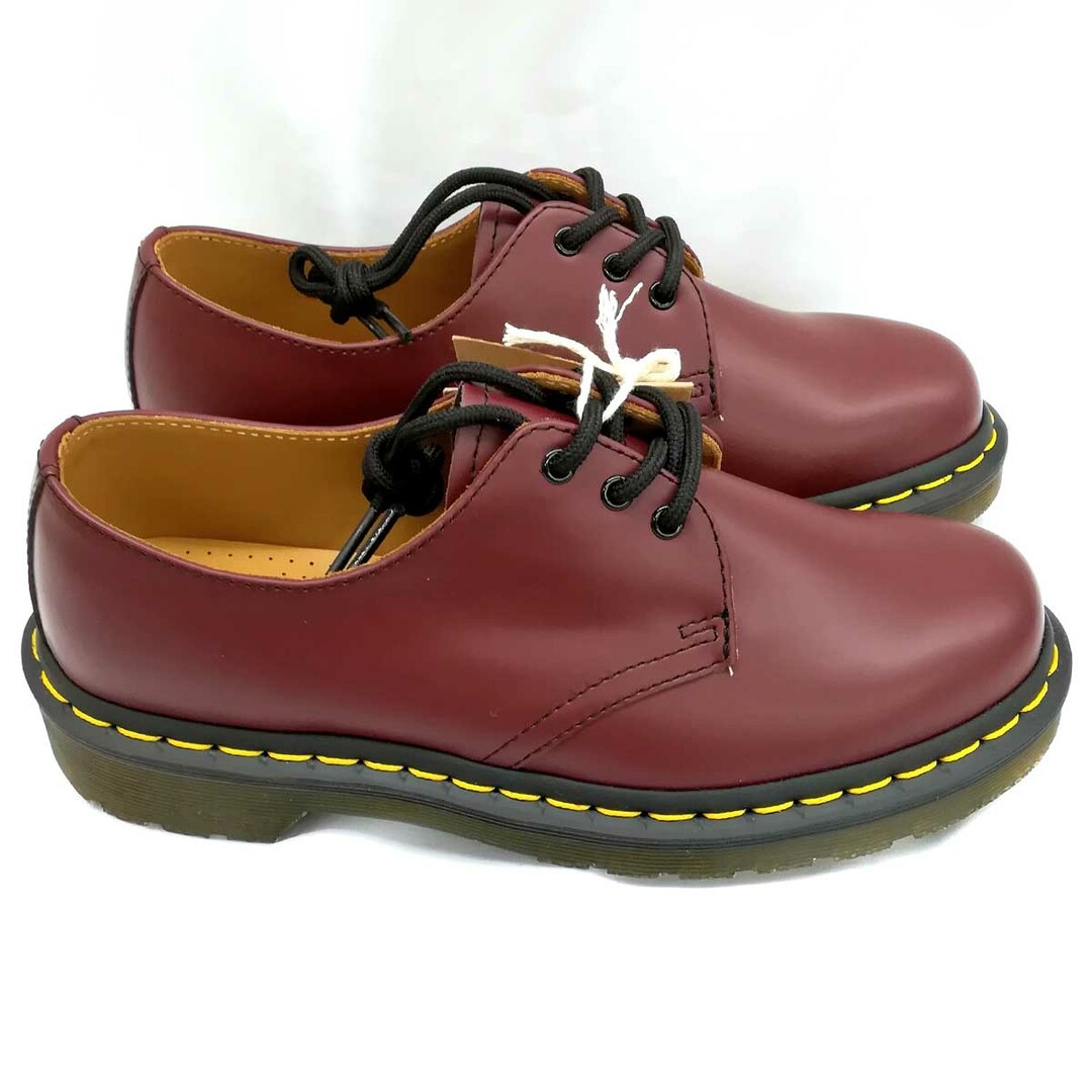 Dr.Martens(ドクターマーチン)の美品『未使用』 Dr.Martens ドクターマーチン 3ホールシューズ 1461 59 ドレスシューズ スムースレザー チェリーレッド【中古】 レディースの靴/シューズ(ローファー/革靴)の商品写真