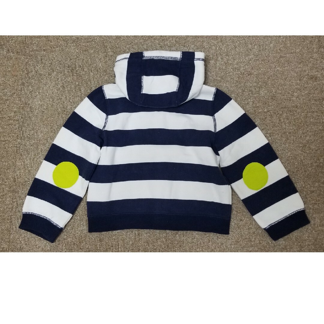 TOMMY HILFIGER(トミーヒルフィガー)のTOMMY HILFIGER　ニーパッチ裏起毛パーカー キッズ/ベビー/マタニティのキッズ服男の子用(90cm~)(ジャケット/上着)の商品写真