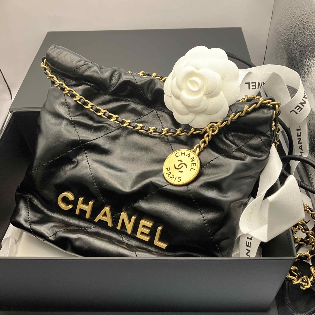 CHANEL 22 バッグ ミニ ショルダーバッグ　ハンドバッグバッグ