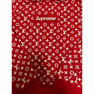 ルイヴィトン(LOUIS VUITTON)のSupreme LouisVuittonパーカー(パーカー)