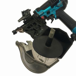 Makita - ☆中古品☆makita マキタ 65mm 高圧 エア釘打機 AN633H 青