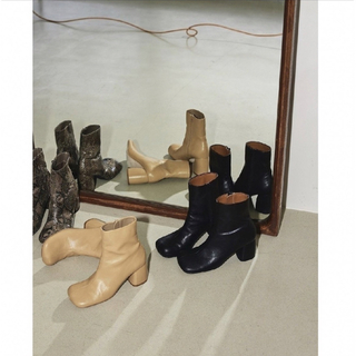 TODAYFUL - 美品 ほぼ未使用 箱・袋付き Square Short Bootsの通販 by ...