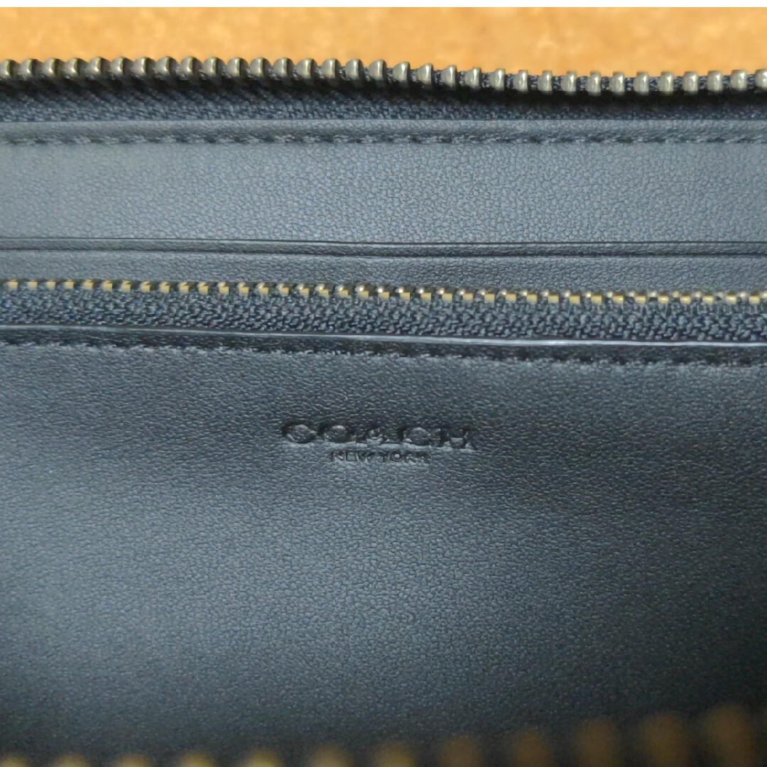 COACH(コーチ)のCOACH コーチ 長財布 訳あり ラウンドファスナー レディースのファッション小物(財布)の商品写真