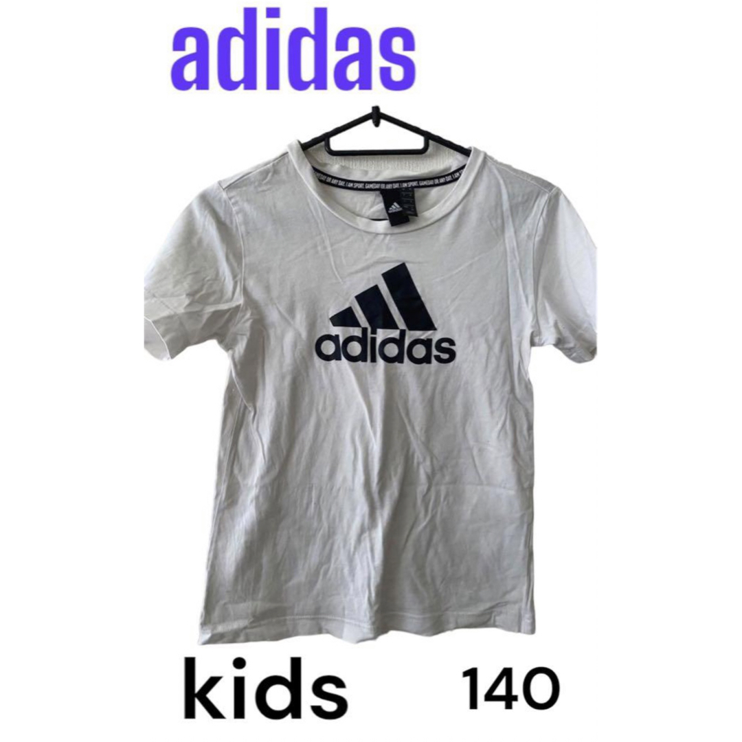 adidas(アディダス)のadidas 半袖Tシャツ　140 キッズ キッズ/ベビー/マタニティのキッズ服男の子用(90cm~)(Tシャツ/カットソー)の商品写真