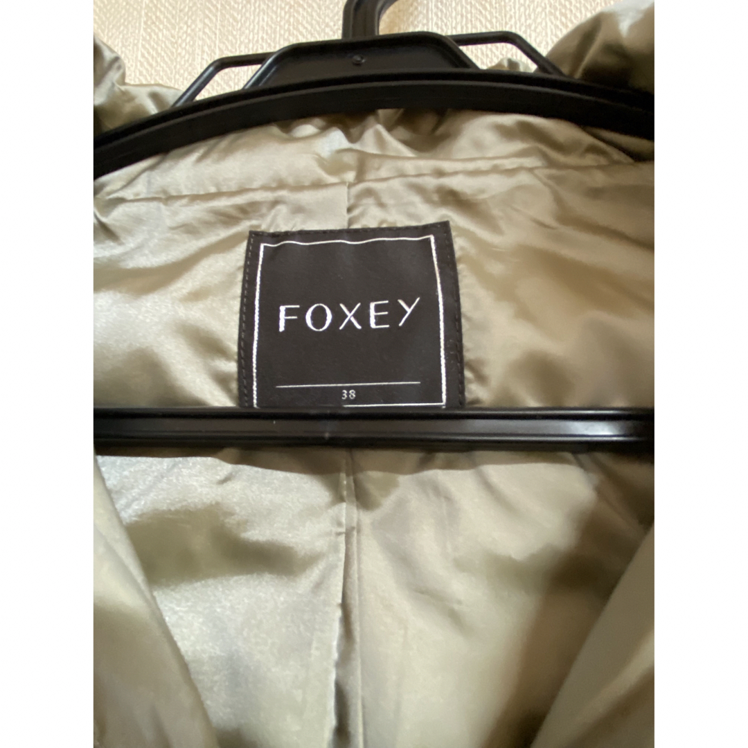 FOXEY NEW YORK(フォクシーニューヨーク)のフォクシーダウンベストサイズ38 レディースのジャケット/アウター(ダウンベスト)の商品写真