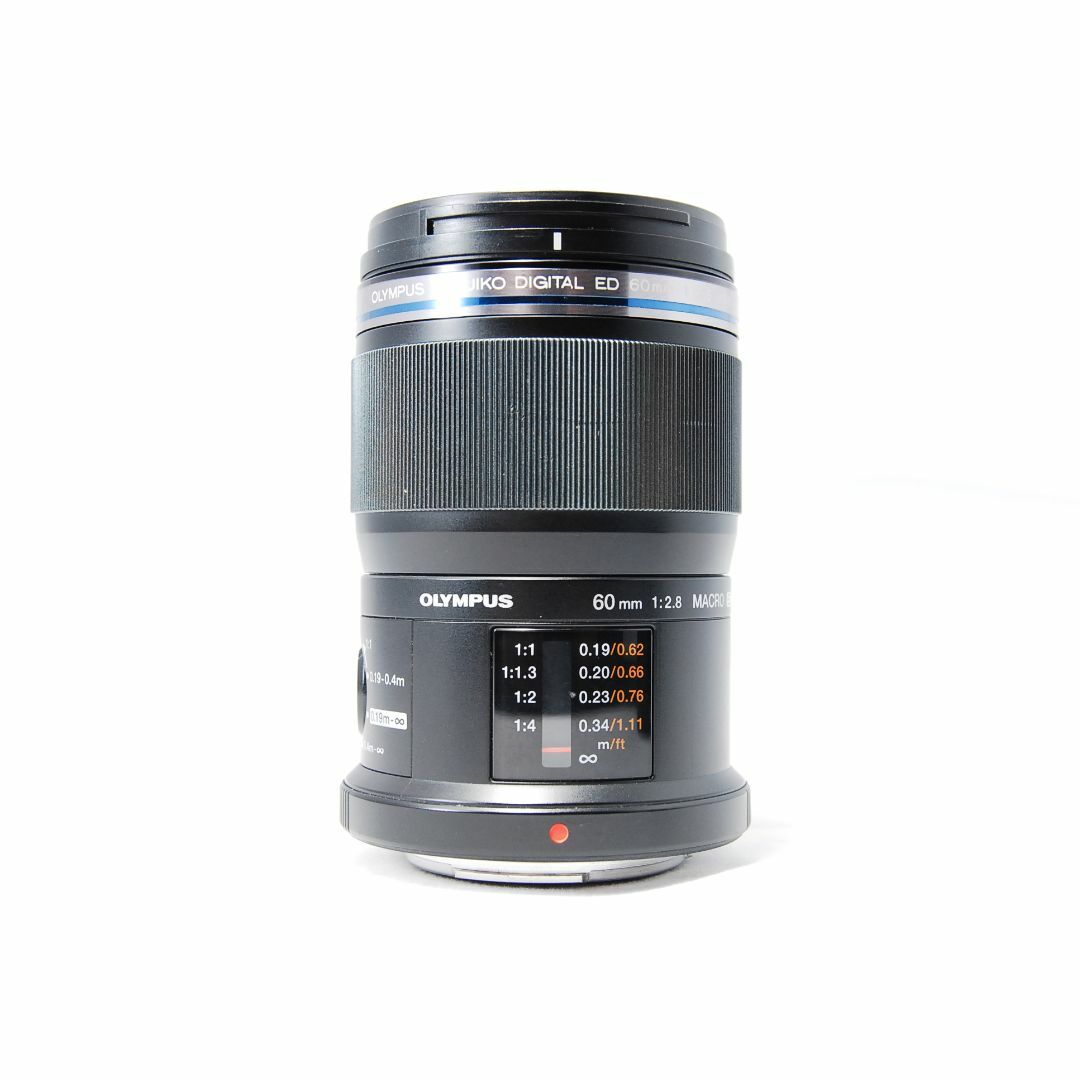 OLYMPUS(オリンパス)のOLYMPUS M.ZUIKO 60mm F2.8 Macro レンズフード付 スマホ/家電/カメラのカメラ(レンズ(単焦点))の商品写真