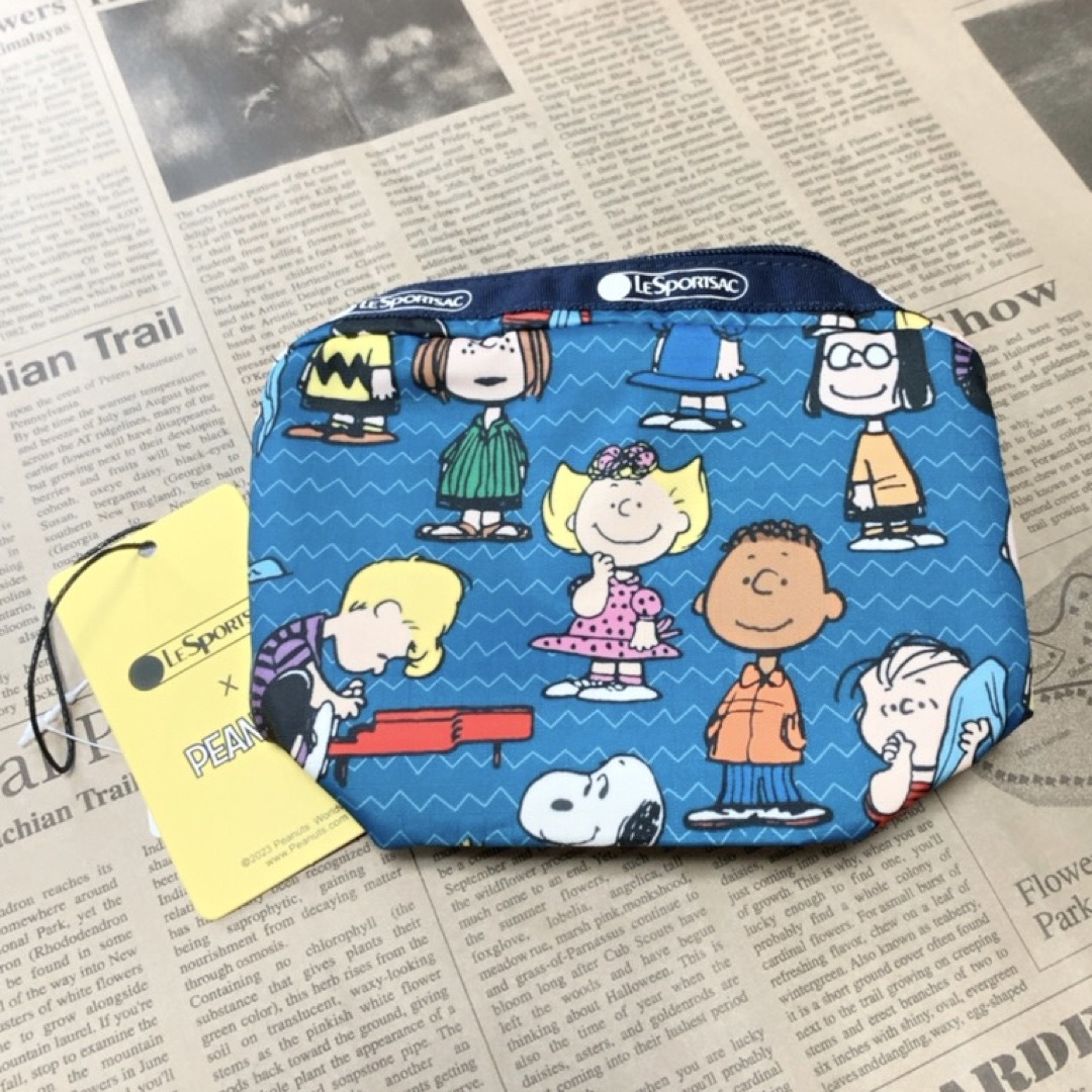 LeSportsac(レスポートサック)の★新品未使用★ LeSportsac スヌーピー レディースのファッション小物(ポーチ)の商品写真