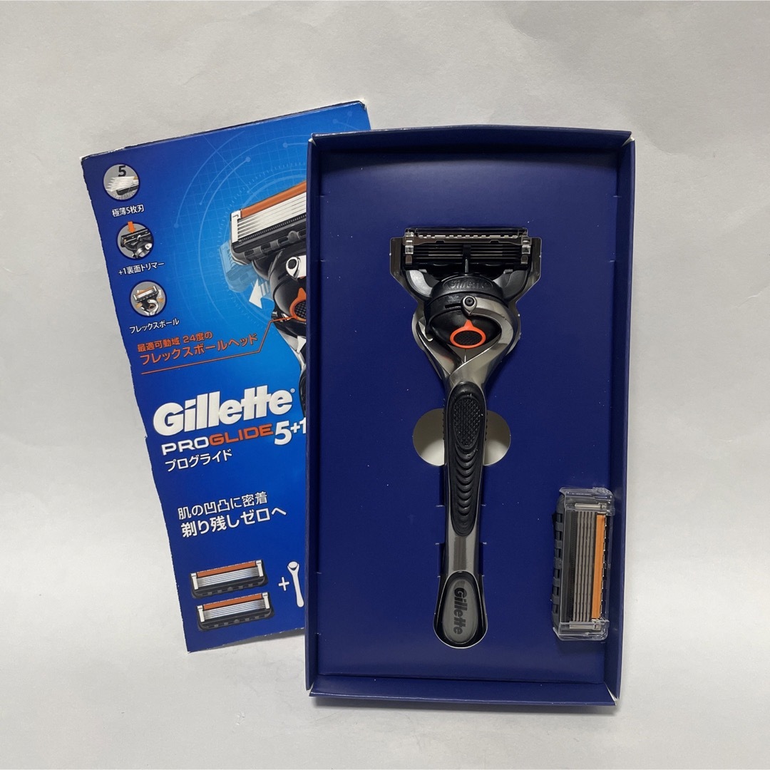 Gillette(ジレット)の新品 ジレット プログライド マニュアルホルダー カミソリ 髭剃り 替刃2個付  コスメ/美容のシェービング(カミソリ)の商品写真