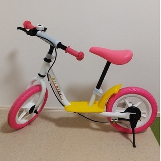 キックバイク  ホワイト×ピンク フットレスト(自転車)