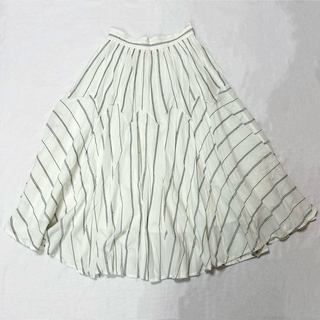 ユニ(yuni)の【 yuni 】ストライプ刺繍スカート(ロングスカート)