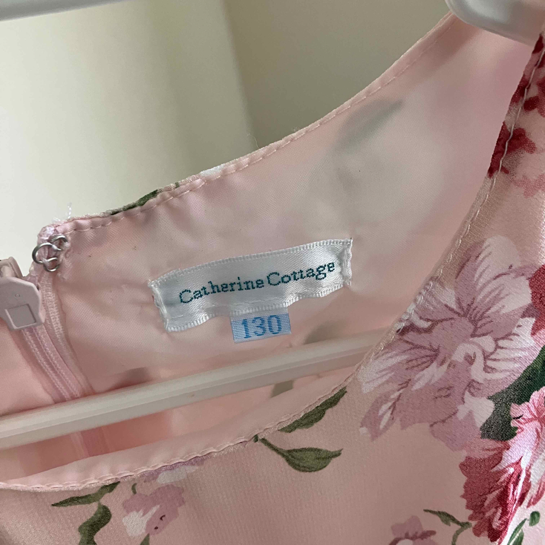 Catherine Cottage(キャサリンコテージ)のピンクの花柄が可愛いワンピース キッズ/ベビー/マタニティのキッズ服女の子用(90cm~)(ドレス/フォーマル)の商品写真