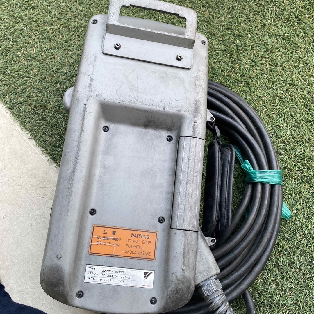 ASKAWA 安川電機 JZNC-MPP20J ティーチペンダント ロボット用 ASKAWA 安川電機 JZNC-MPP20J ティーチペンダント ロボット用