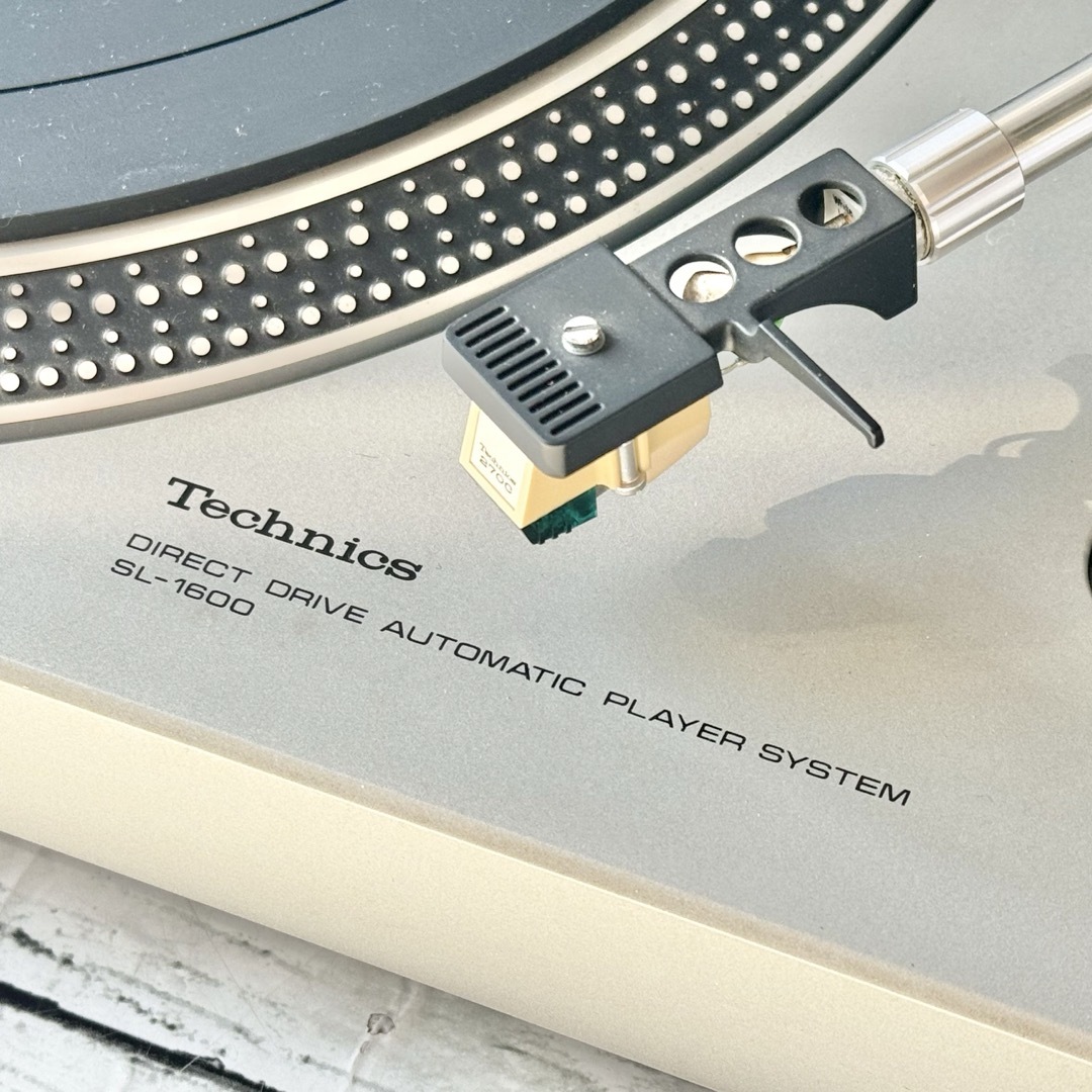Technics(テクニクス)のTechnics ダイレクトドライブ・ターンテーブル SL-1600 楽器のDJ機器(ターンテーブル)の商品写真
