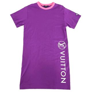 ルイヴィトン(LOUIS VUITTON)の【在庫一掃】LOUIS VUITTON ルイヴィトン 半袖Ｔシャツ ロゴ Tシャツ ロング ワンピース 夏 アパレル 服 トップス パープル 紫 ピンク XS コットン    レディース 人気 美品【中古品】(Tシャツ(半袖/袖なし))