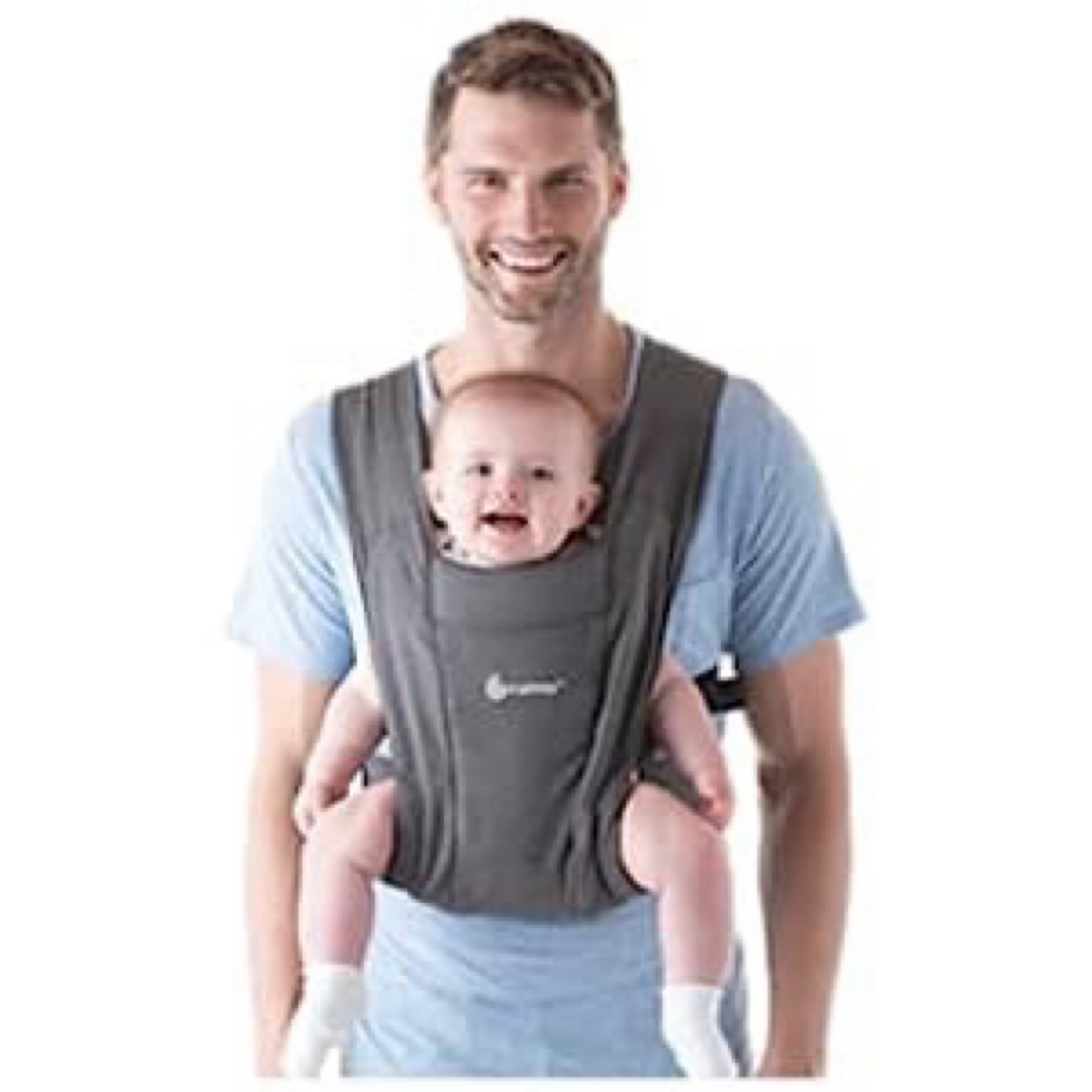 Ergobaby(エルゴベビー)の日本正規品保証付 エルゴベビーErgobaby 抱っこひも前向きEMBRACE  キッズ/ベビー/マタニティの外出/移動用品(抱っこひも/おんぶひも)の商品写真