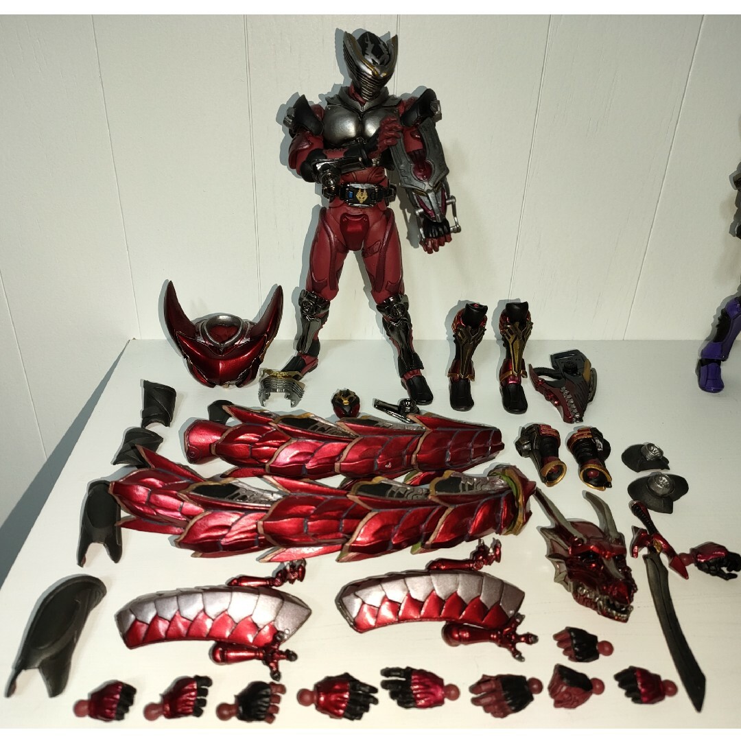 BANDAI - S.I.C 仮面ライダー 王蛇 ゾルダ 龍騎 タイガ ナイト 5 BANDAI - S.I.C 仮面ライダー 王蛇 ゾルダ 龍騎 タイガ ナイト 5