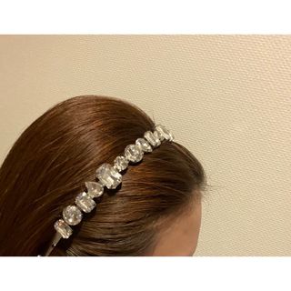 ヘアカチューシャ　クリスタルビジュー(カチューシャ)