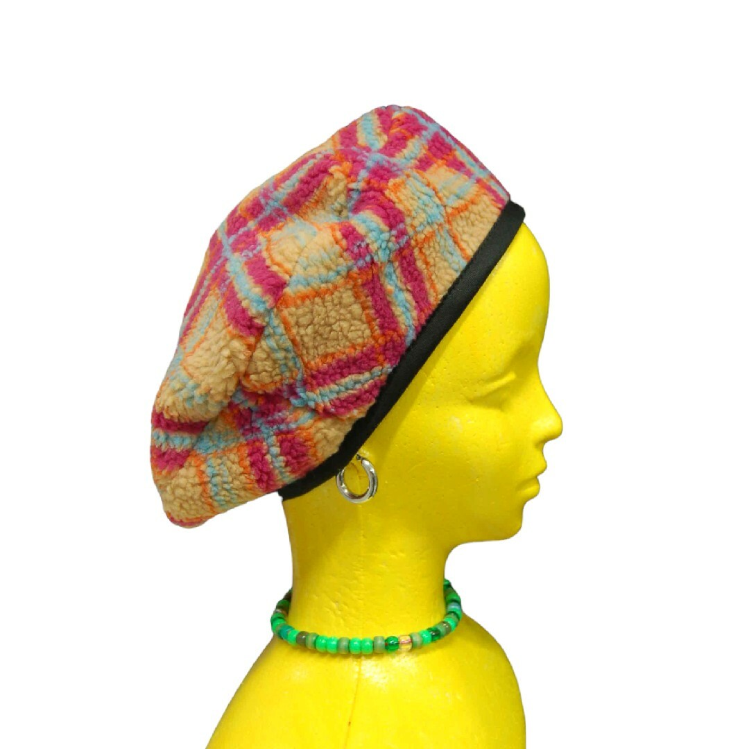ボア　チェック　ベレー帽 レディースの帽子(ハンチング/ベレー帽)の商品写真