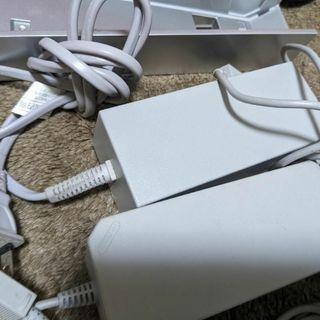 ウィー(Wii)の【2個】Wii ACアダプター　RVL-002　本体スタンド　任天堂 純正(その他)