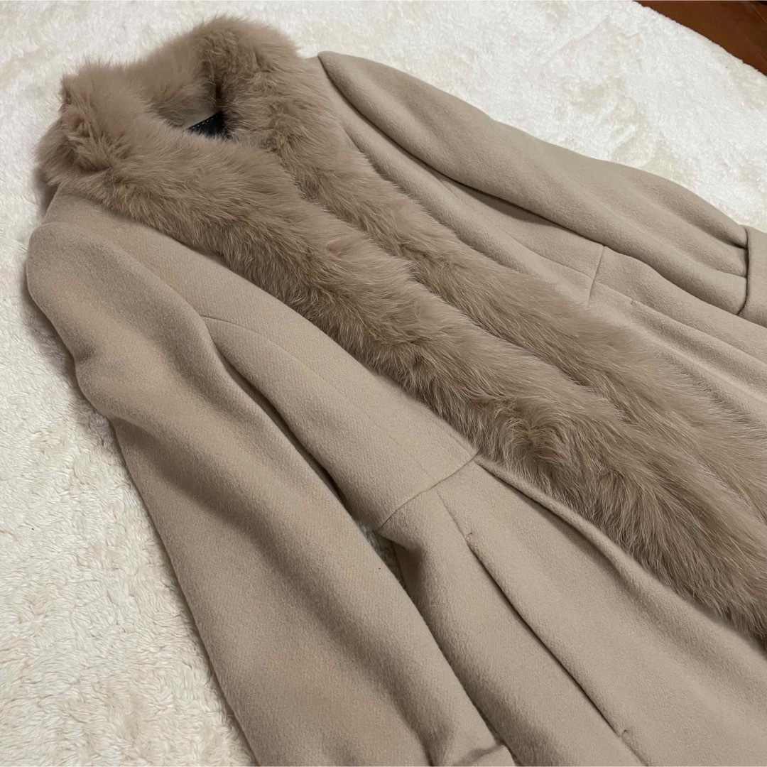 TO BE CHIC - 新品未使用フォックスファー付きロングコート TO BE CHIC - 新品未使用フォックスファー付きロングコート