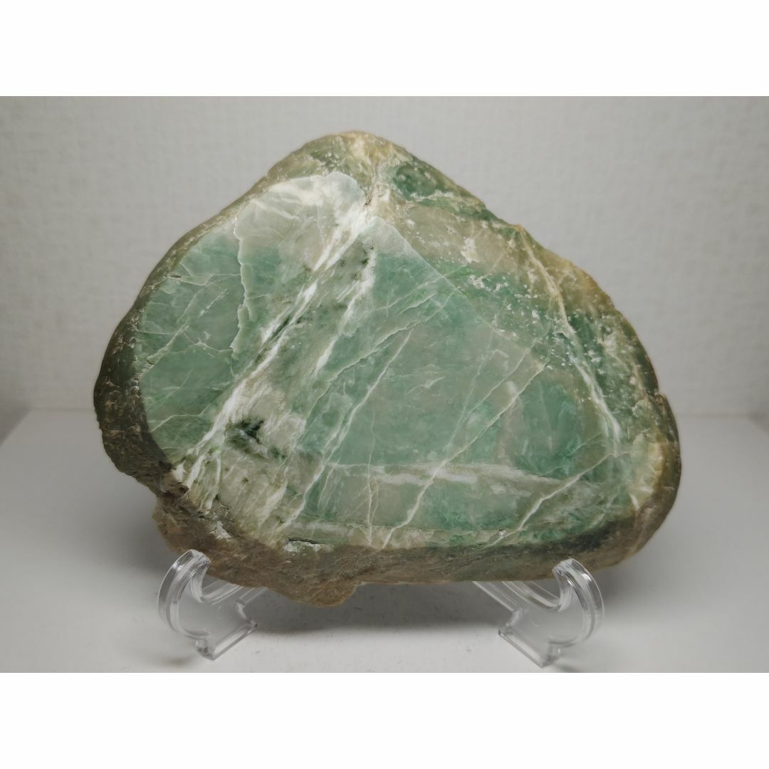 糸魚川・緑 1.1kg 翡翠 ヒスイ 翡翠原石 鑑賞石 原石 自然石 糸魚川・緑 1.1kg 翡翠 ヒスイ 翡翠原石 鑑賞石 原石 自然石