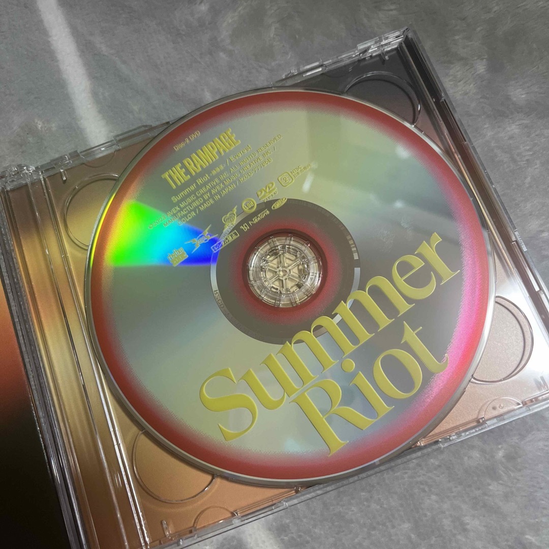 THE RAMPAGE(ザランページ)のSummer　Riot　〜熱帯夜〜／Everest（DVD付） エンタメ/ホビーのCD(ポップス/ロック(邦楽))の商品写真