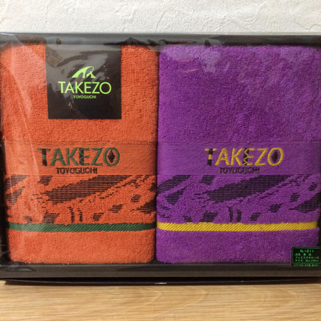 TAKEZO TOYOGUCHI(タケゾートヨグチ)のTAKEZO フェイスタオル 2枚 インテリア/住まい/日用品の日用品/生活雑貨/旅行(タオル/バス用品)の商品写真
