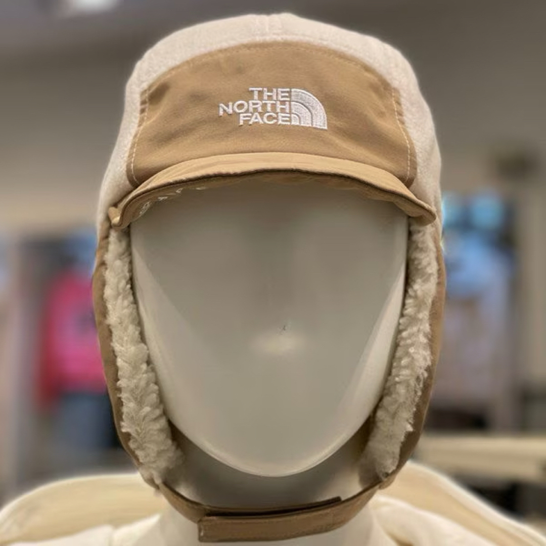 THE NORTH FACE(ザノースフェイス)の【新品超特価】THE NORTH FACE イヤーマフキャップ レディースの帽子(キャップ)の商品写真