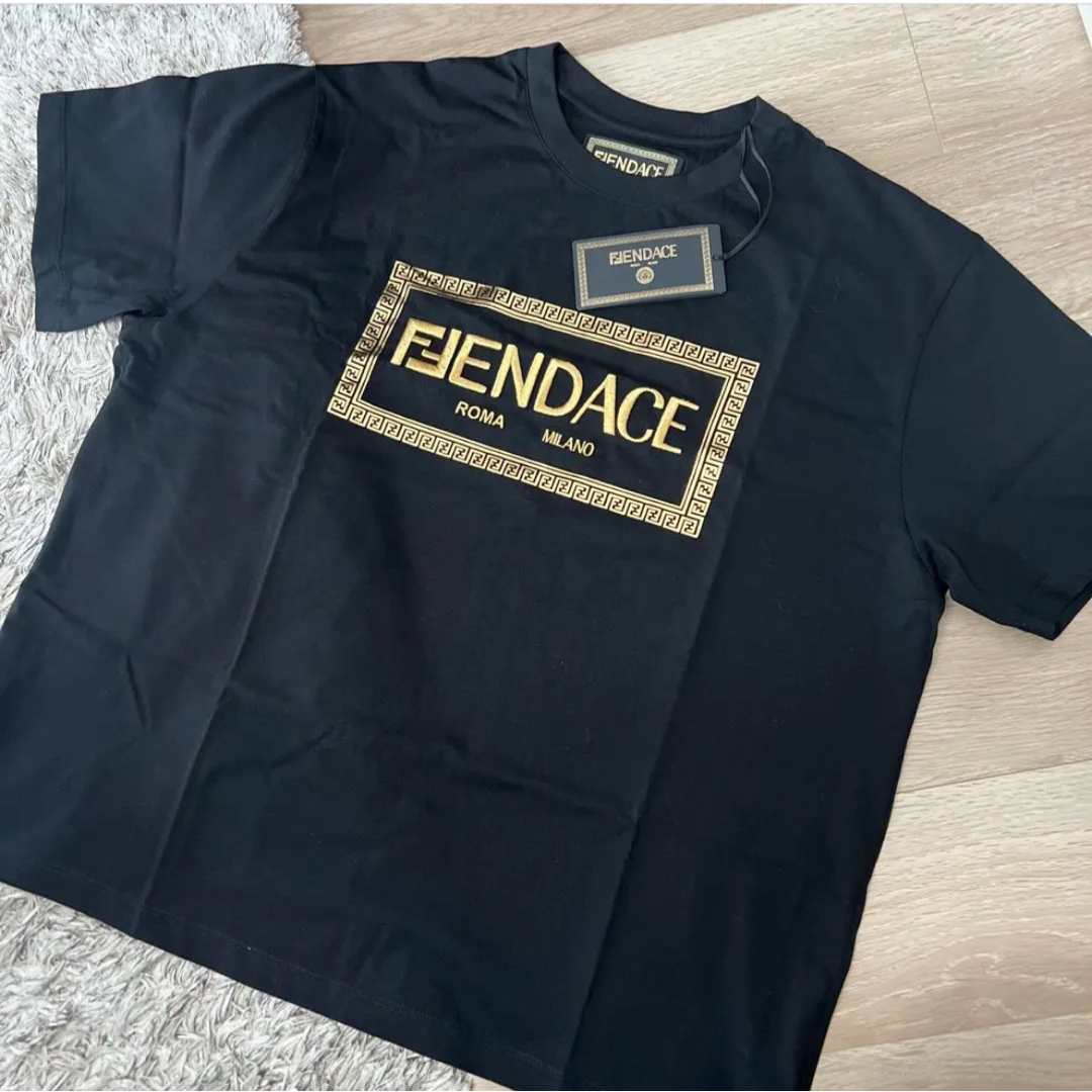 美品 フェンディ CNY FFサイドライン ベロア 半袖Tシャツ メンズ 黒 ボルドー S トップス カットソー FENDI