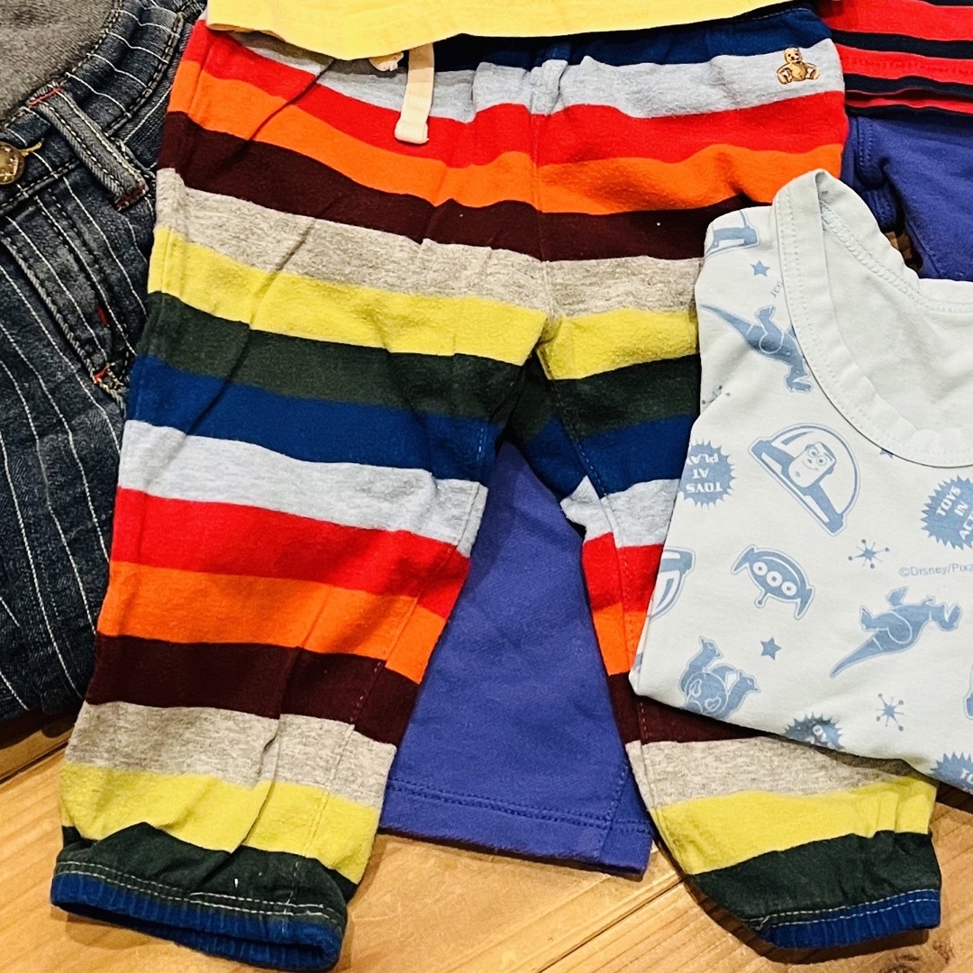 babyGAP(ベビーギャップ)の2着パンツ★80サイズまとめ売り★ キッズ/ベビー/マタニティのベビー服(~85cm)(パンツ)の商品写真