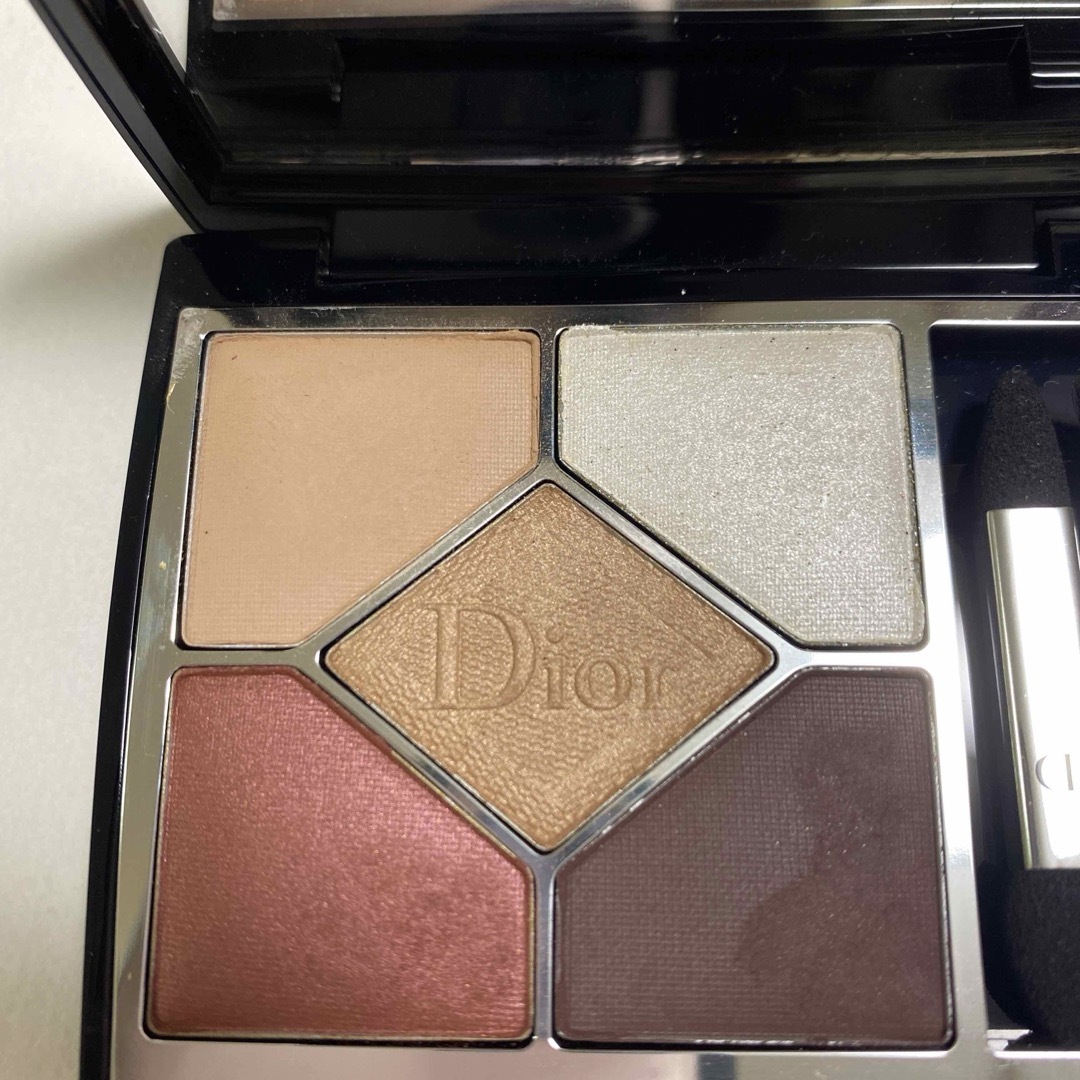 Dior(ディオール)のディオール　サンククルールクチュール　ワイルドブラウン コスメ/美容のベースメイク/化粧品(アイシャドウ)の商品写真