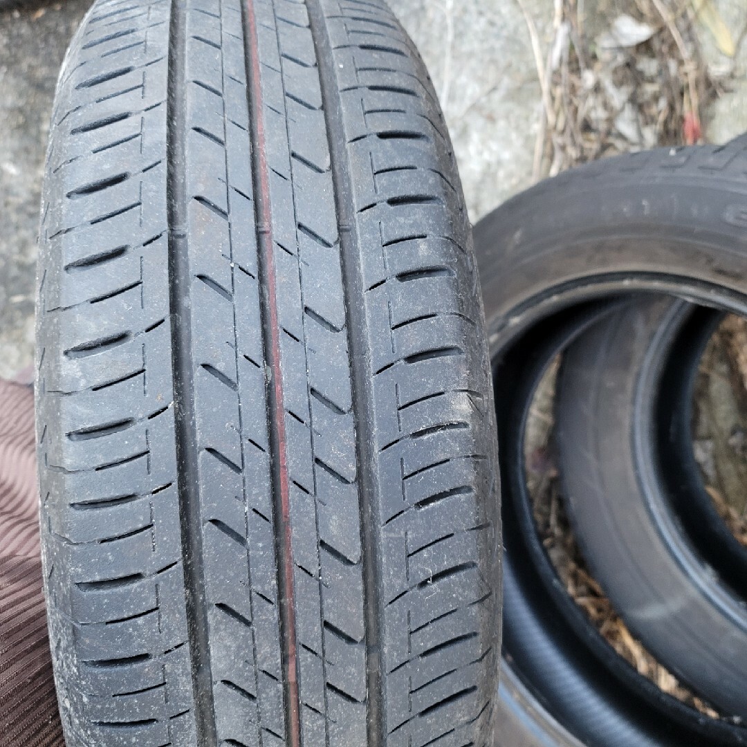 195/60r16ブリジストン使用約４ヶ月 自動車/バイクの自動車(タイヤ)の商品写真