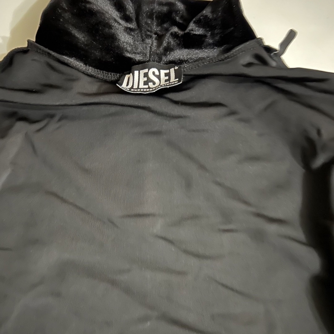 DIESEL(ディーゼル)のもりもり様専用　美品　DIESEL ディーゼル　タートルベロアトップス　S レディースのトップス(カットソー(長袖/七分))の商品写真