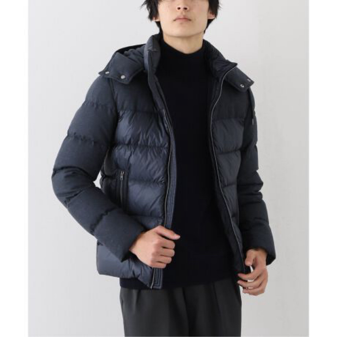 HERNO(ヘルノ)の新品 ヘルノ 定価13万 ダウン ネイビー 50 L XL 異素材 切り替え メンズのジャケット/アウター(ダウンジャケット)の商品写真