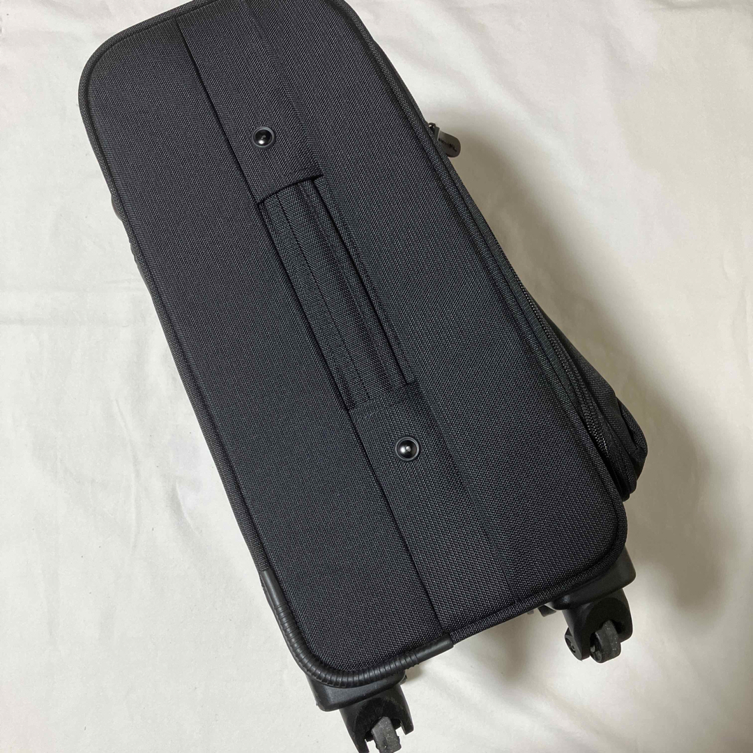 MUJI (無印良品)(ムジルシリョウヒン)の無印良品　黒スーツケース　送料込み‼️ レディースのバッグ(スーツケース/キャリーバッグ)の商品写真