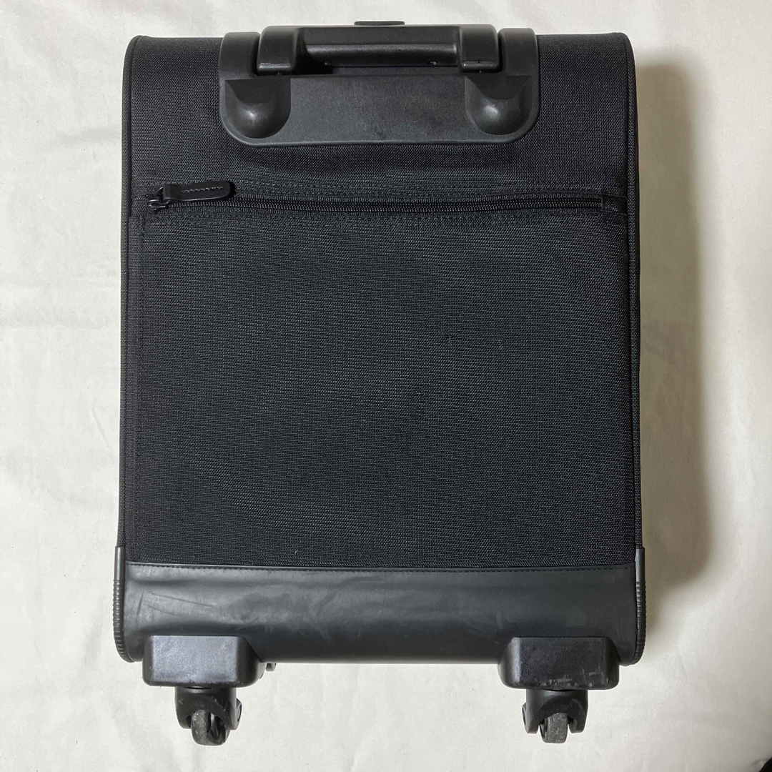 MUJI (無印良品)(ムジルシリョウヒン)の無印良品　黒スーツケース　送料込み‼️ レディースのバッグ(スーツケース/キャリーバッグ)の商品写真