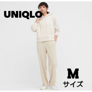 ユニクロ(UNIQLO)の【匿名配送】ユニクロ ワイドストレートパンツ ベージュ カジュアル ストレッチ(カジュアルパンツ)